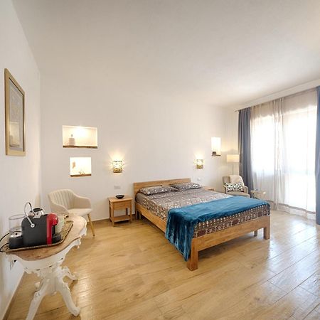 Cozy Guest House Downtown Ольбія Екстер'єр фото