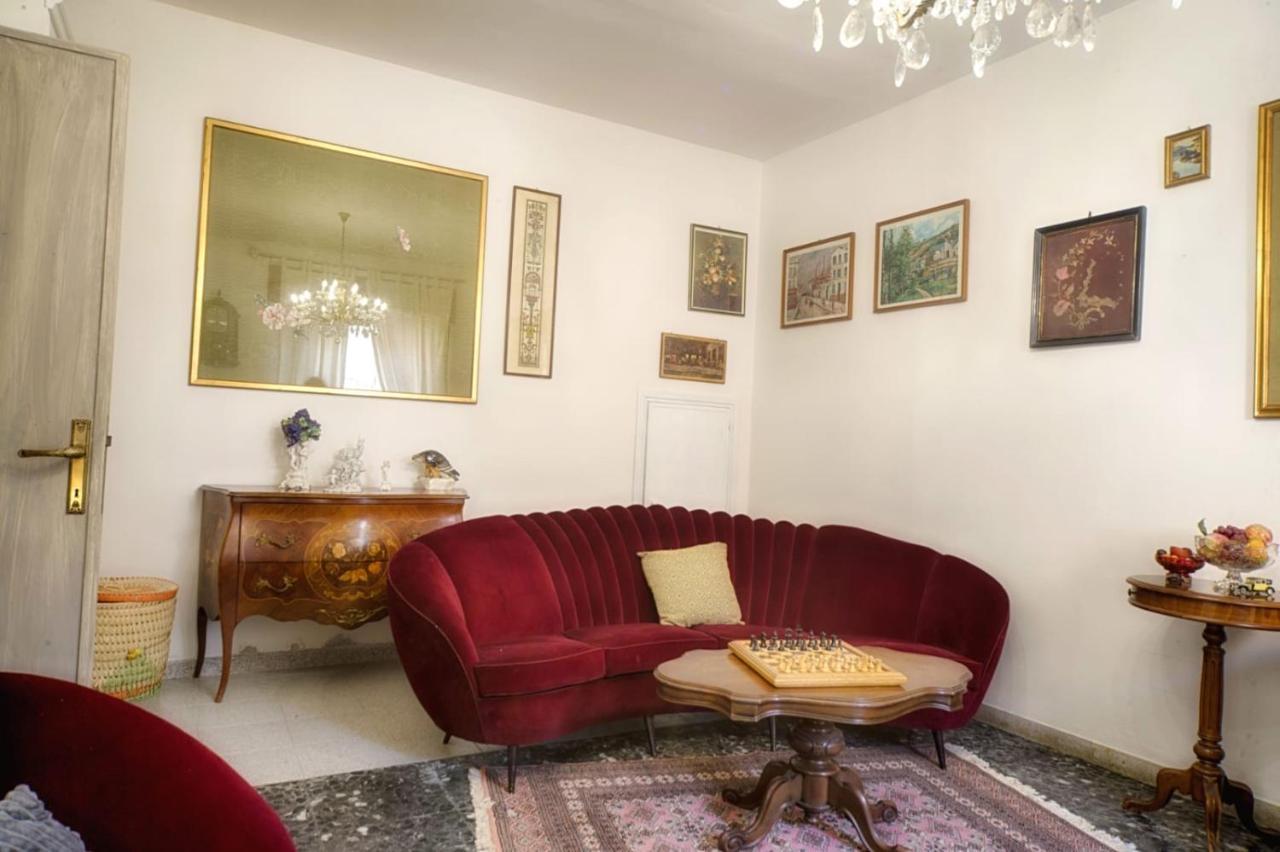Cozy Guest House Downtown Ольбія Екстер'єр фото