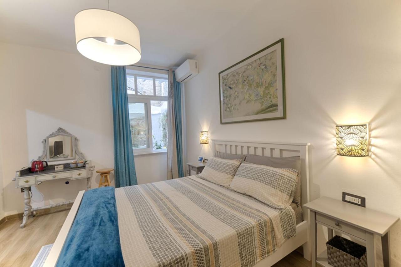 Cozy Guest House Downtown Ольбія Екстер'єр фото