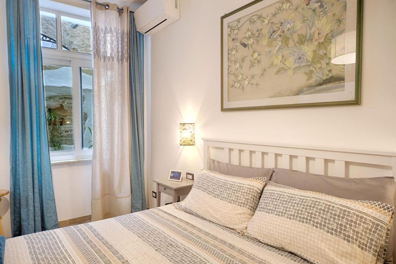 Cozy Guest House Downtown Ольбія Екстер'єр фото