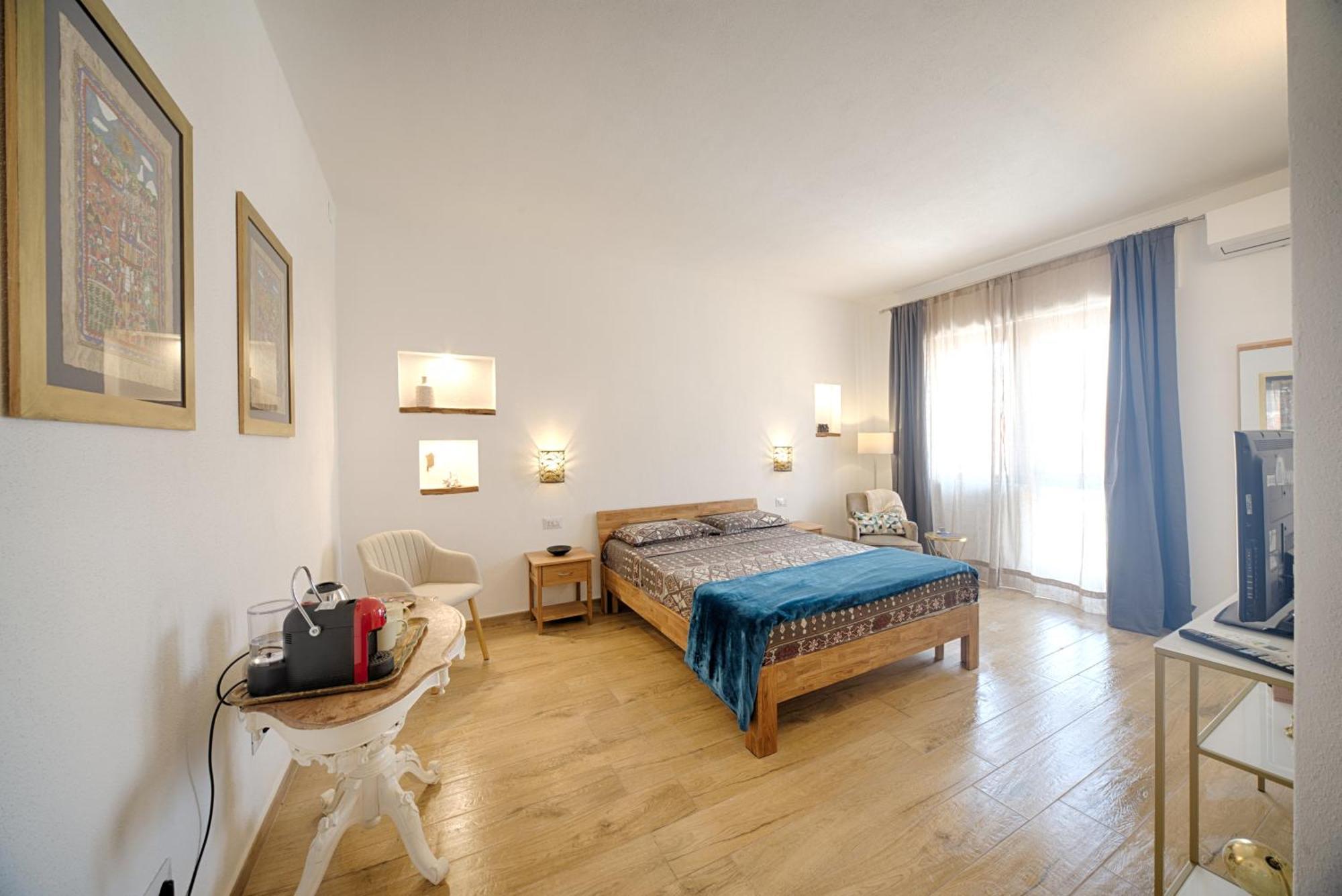 Cozy Guest House Downtown Ольбія Екстер'єр фото