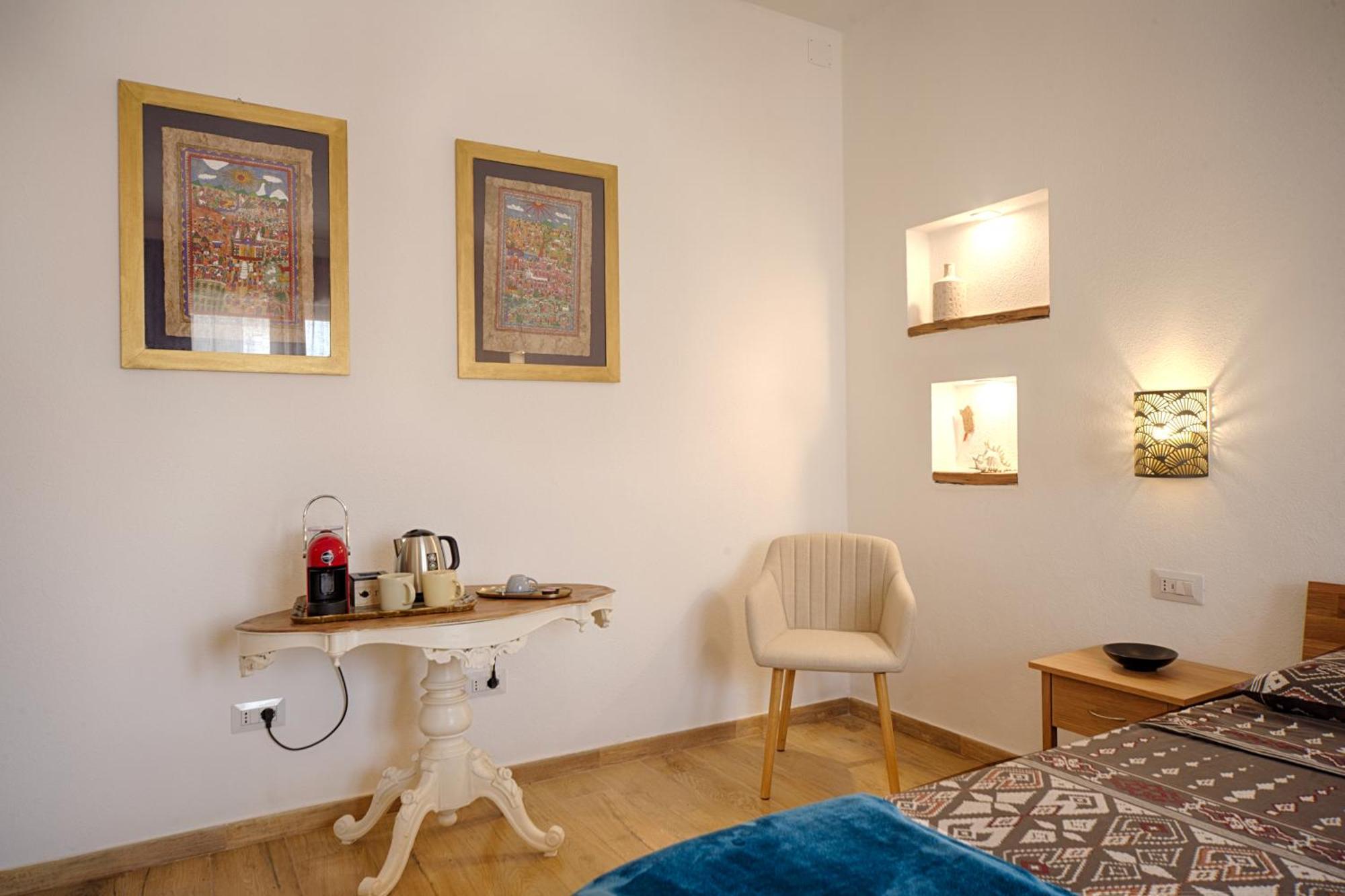 Cozy Guest House Downtown Ольбія Екстер'єр фото
